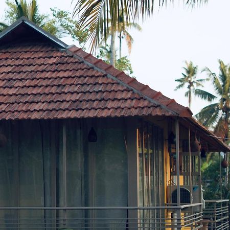 Vrindavan Homestay Mundrothuruth Eksteriør bilde