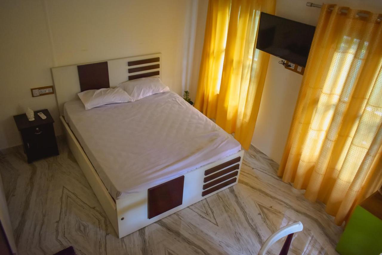 Vrindavan Homestay Mundrothuruth Eksteriør bilde