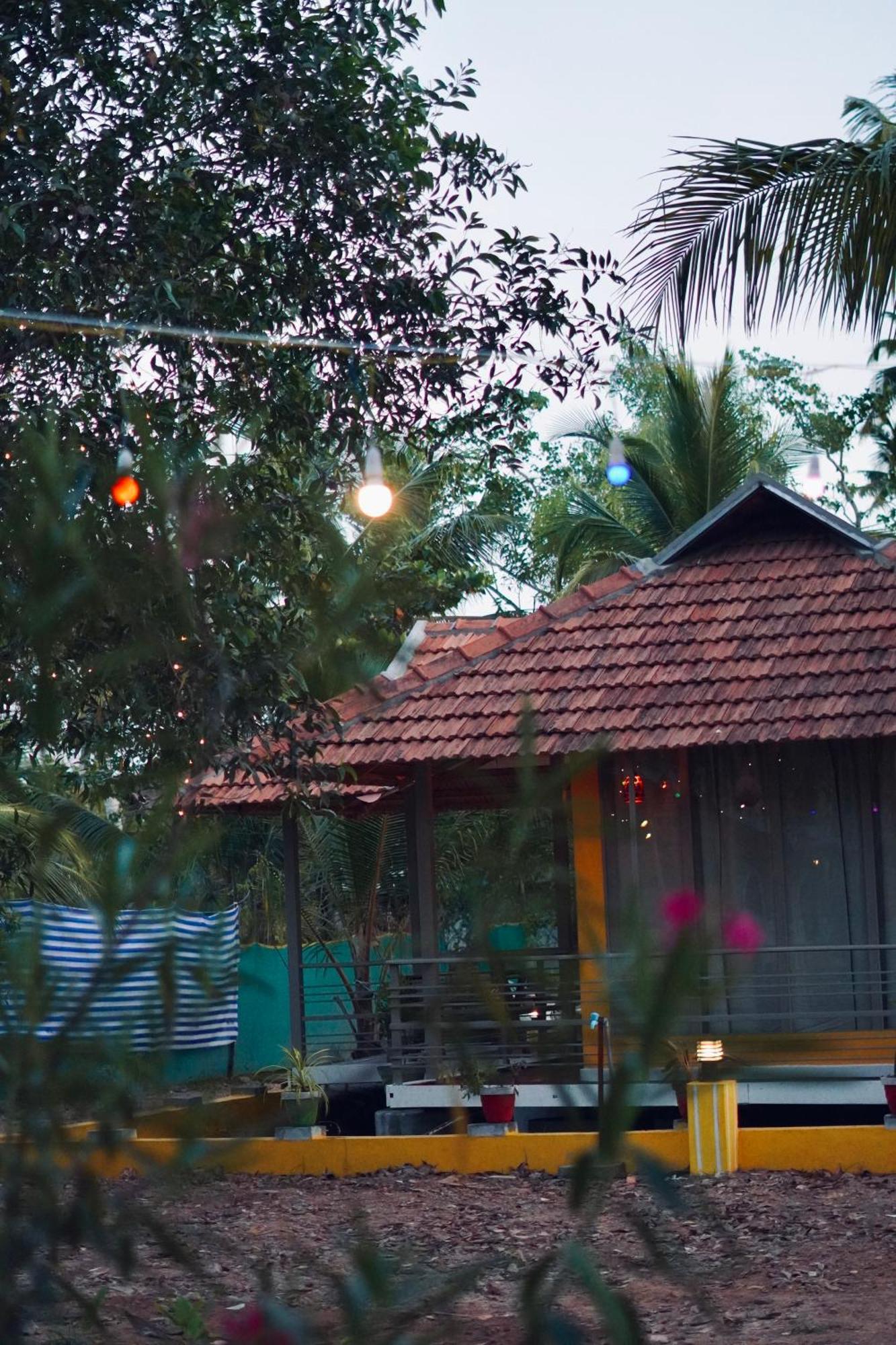 Vrindavan Homestay Mundrothuruth Eksteriør bilde